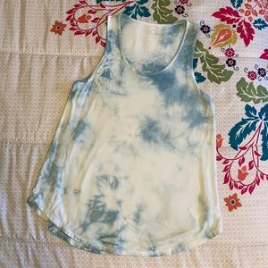American Eagle Outfitters (AEO) Blue/White Tie Dye Favorite Tank Size XS